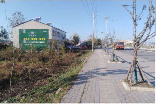 龙泉书山南院墙体广告
