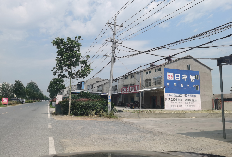 龙泉如何能保证墙体广告的醒目性？